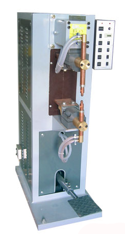 Soudeuse électrique de tache de pédale de pied de boîte, machines standard de soudure de Seave de la CE