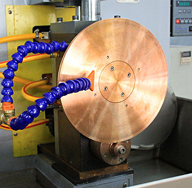 Machine de soudage automatique CNC en acier inoxydable cuisine évier cuvette fabricant de couture avec type de moteur de pompe