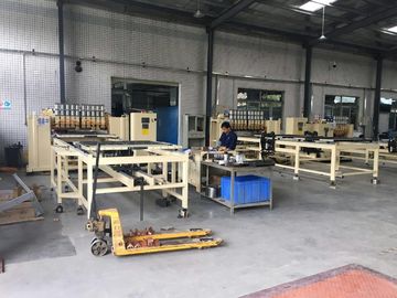 Machines soudées électriques complètement automatiques de grillage avec le courant d'entrée 400A, longue durée de vie