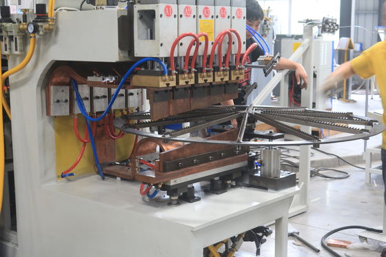 Garde en spirale triphasée Spot Welding Machine de la fan 100KVA