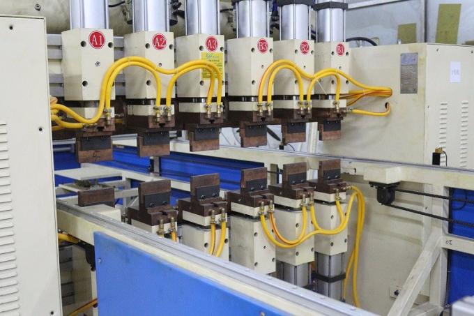 Longueur 1000mm*1000m de machine de soudure de condensateur de tuyau 0